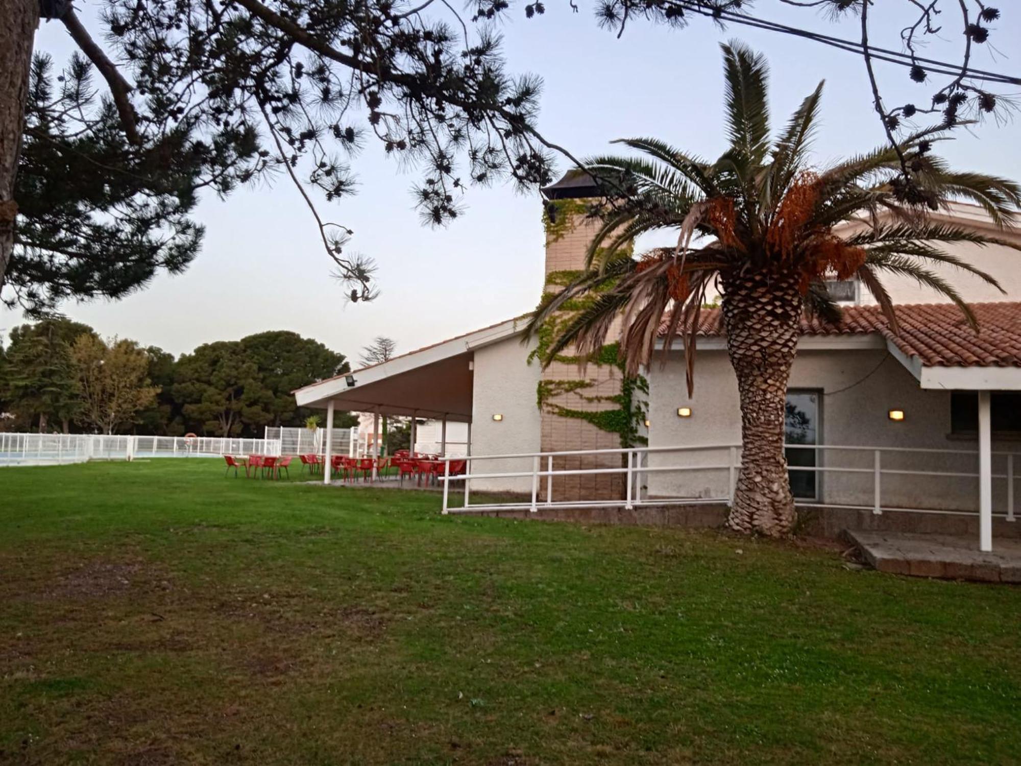 Albergue Zaragoza Camping Eksteriør billede