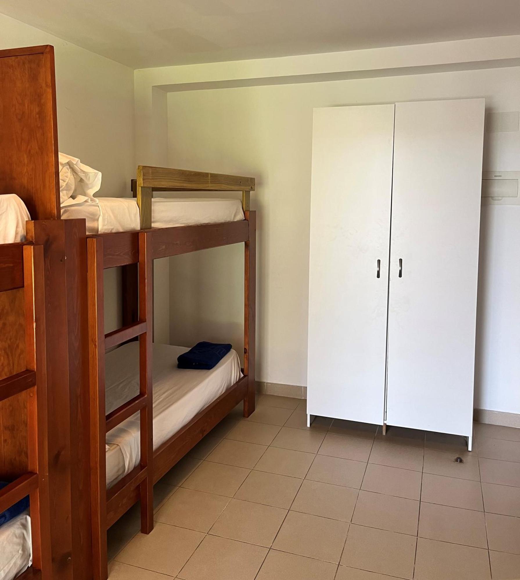 Albergue Zaragoza Camping Eksteriør billede